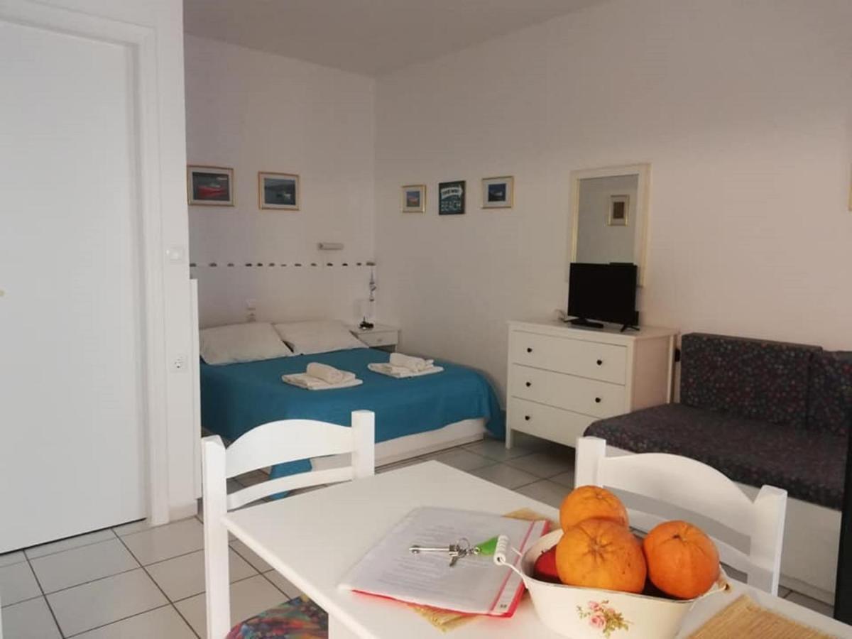 Aigialis Apartments & Studios Kokkini Hani Екстериор снимка
